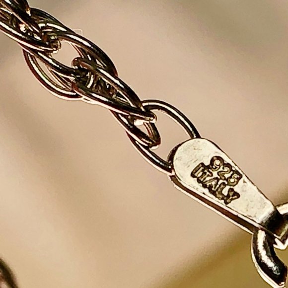 SALE Beautiful Jade necklace - Picture 14 of 16